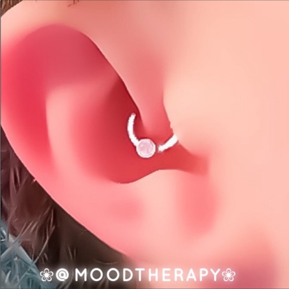 🌻NIB Handmade Pink Fire Open Gemstone Septum/Daith Ring🌻 - Picture 3 of 5